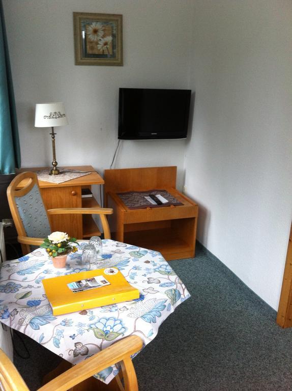 Pension Tannenrausch Friedrichroda Quarto foto